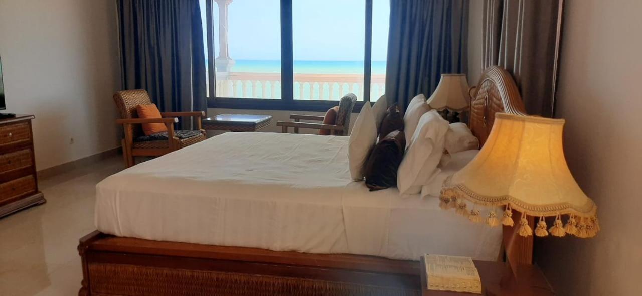 Hotel Residencial Ramire-Tour Benguela ภายนอก รูปภาพ